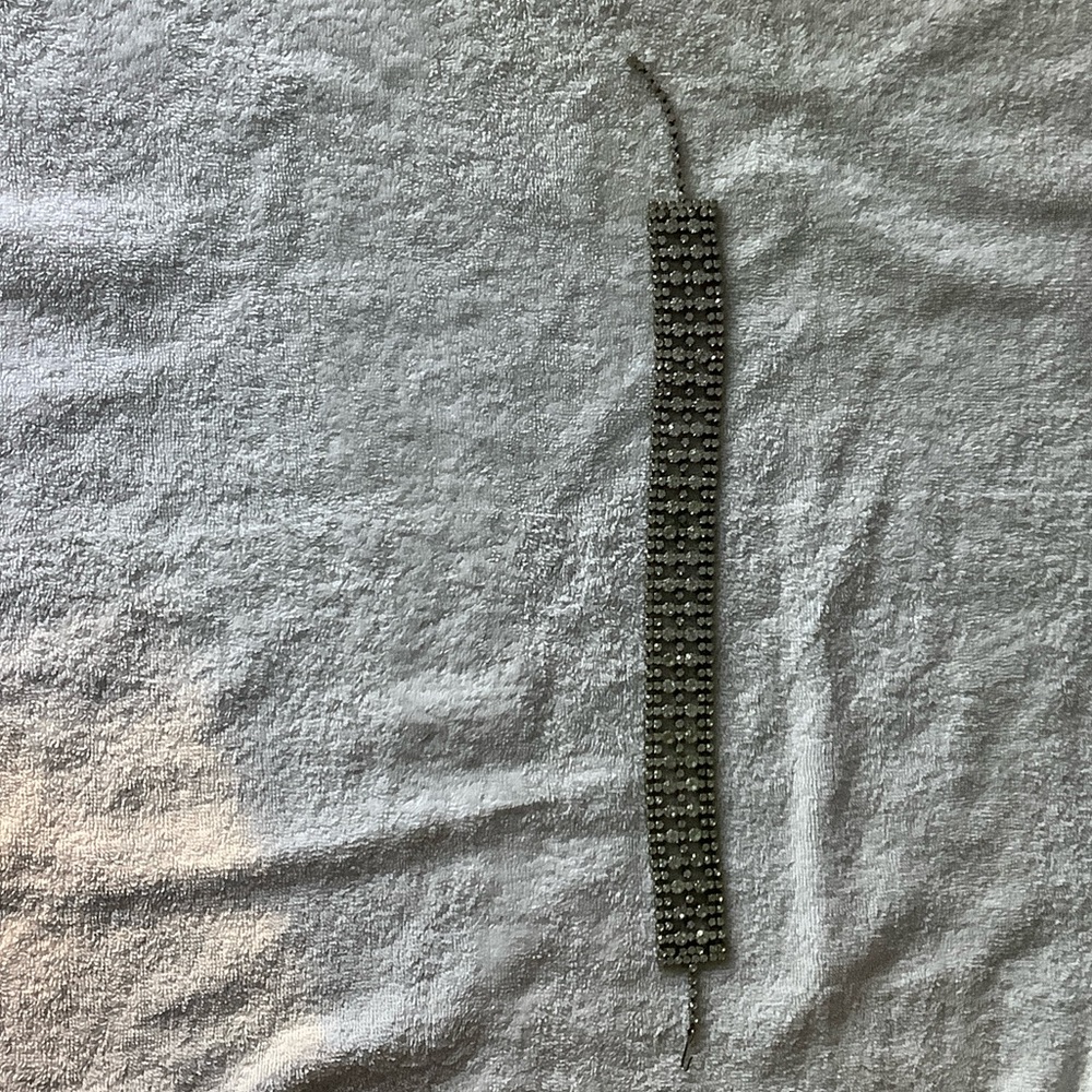 Rhinestone Chain Choker Necklace in Silver-Tone